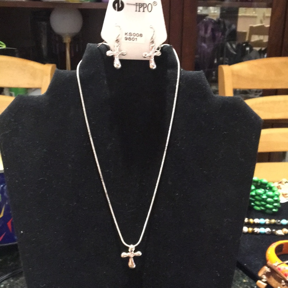 Cross necklace and earring set